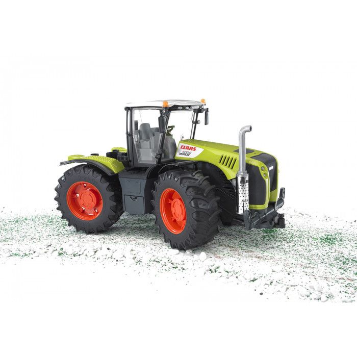 MAKETA CLASS XERION 5000