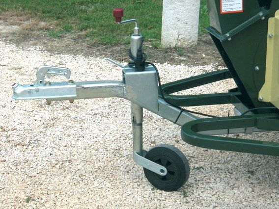 Drvič komunálneho odpadu R225 s podvozkom za auto