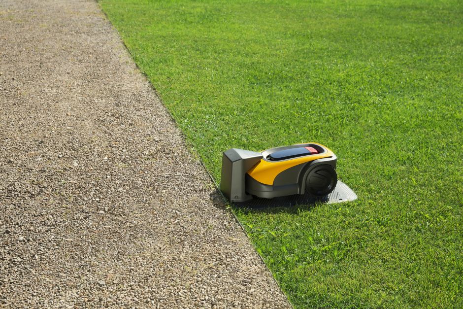ROBOTICKA AUTONOMNA KOSACKA STIGA STIG A 1500