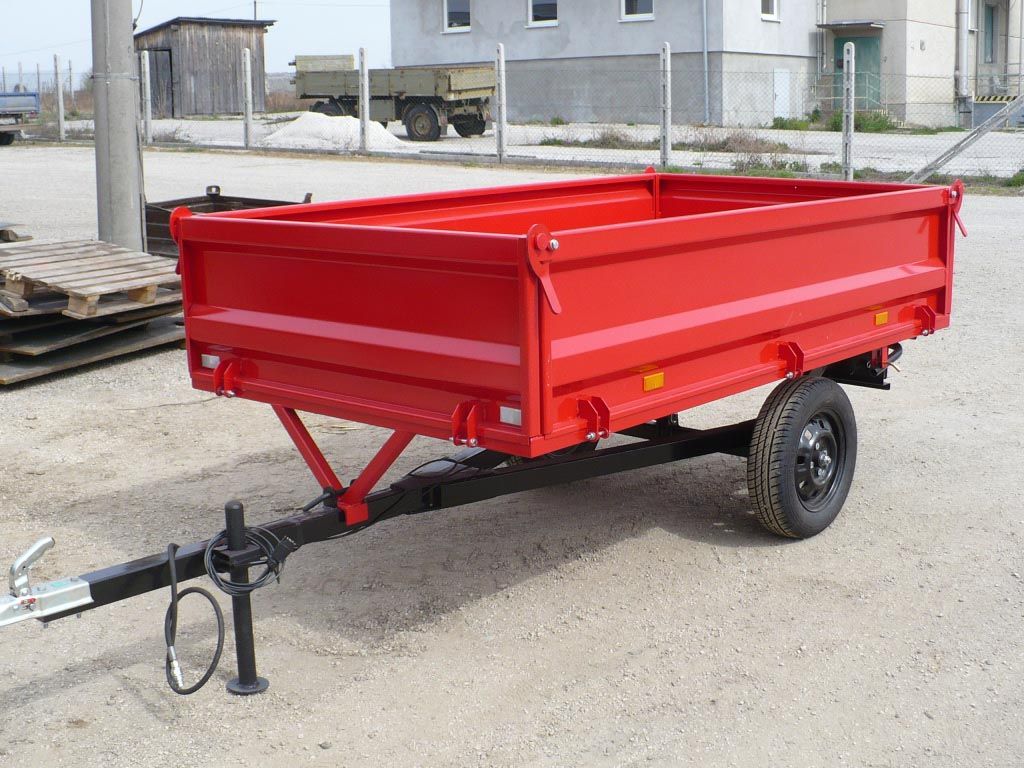 PRIVES NAKLADNY TRAKTOROVY VHN 1322