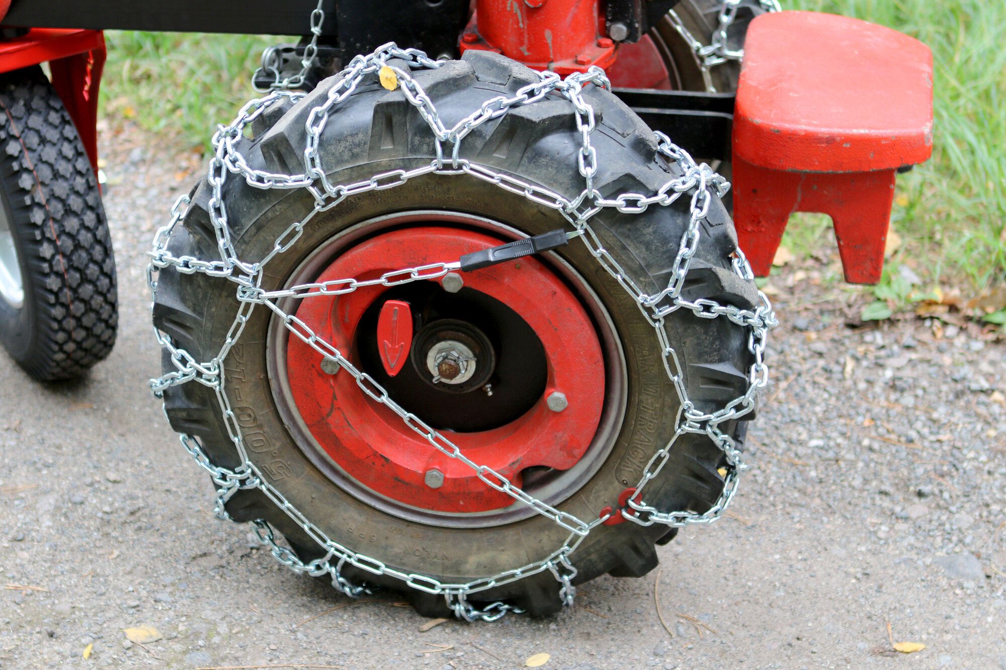 SNEHOVE RETAZE NA MALOTRAKTOR VARI 5,00-12 POZINK