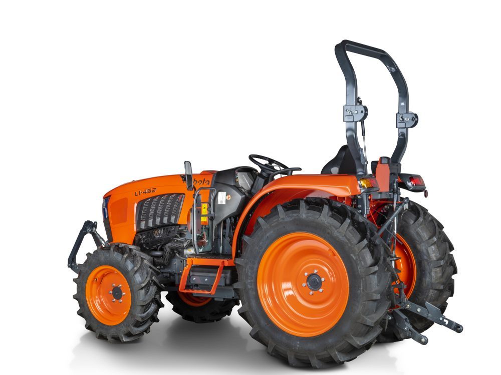 TRAKTOR KUBOTA L1522D ROPS