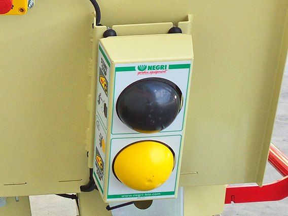 DRVIC KOMUNALNEHO ODPADU R280 KDW1003 26,5 HP
